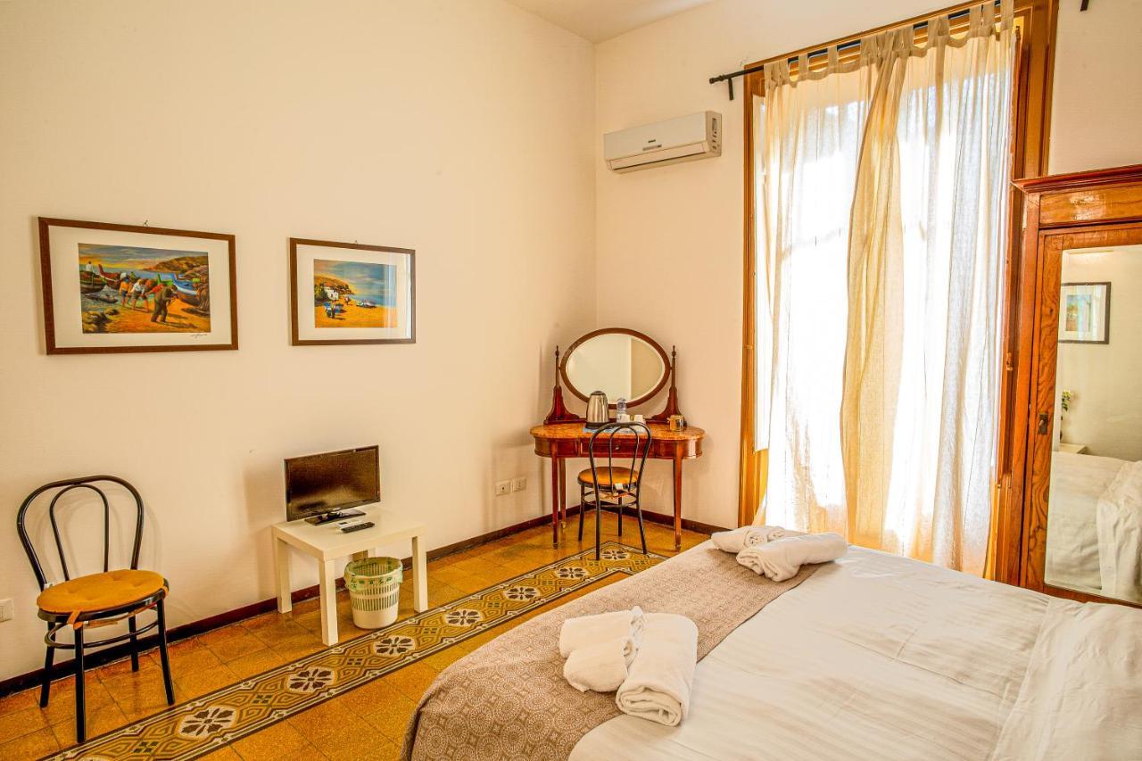 팔레르모 아이 비체레 B&B 외부 사진